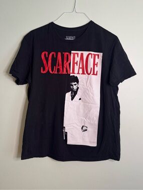 Scarface Graphic Tshirt (L)